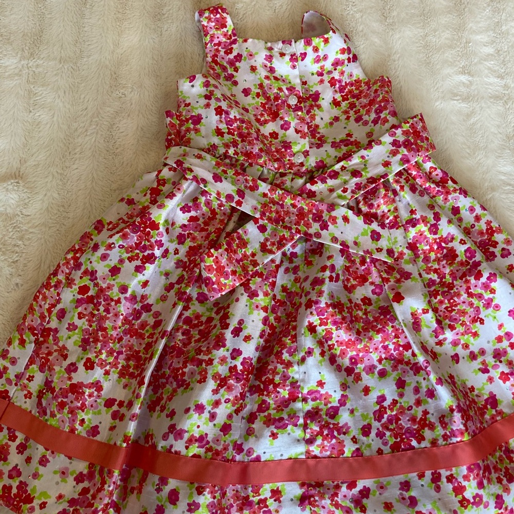 Dress - Picture 4 of 5